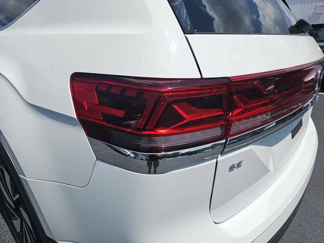 Used 2024 Volkswagen Atlas SE FWD image 36