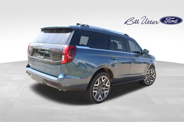 Certified 2027 Ford Expedition Platinum w/ Platinum Ultimate Package AWD/4WD image 5