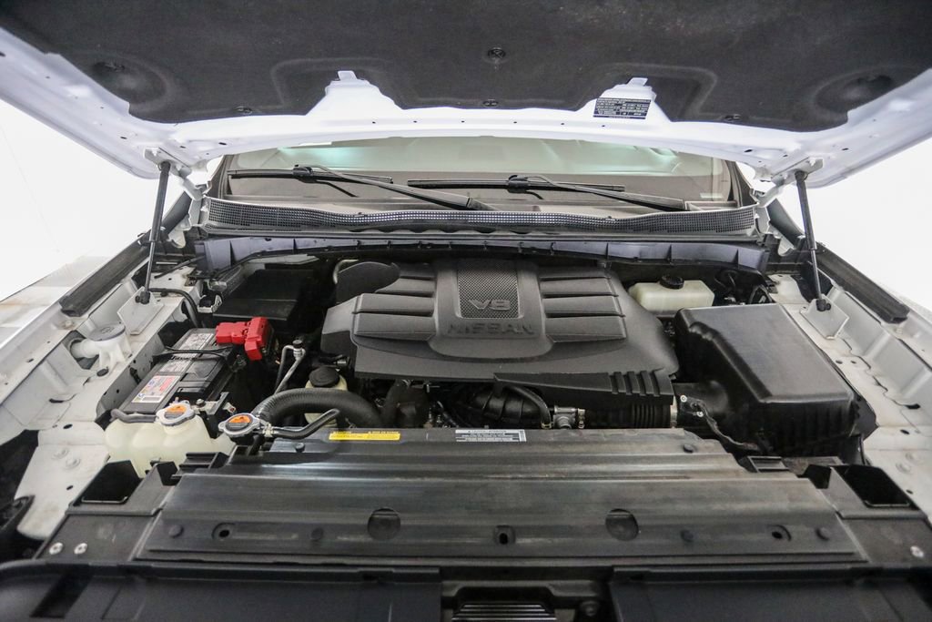 Used 2024 Nissan Titan Platinum Reserve w/ Moonroof Package image 31