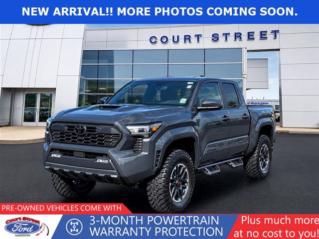 Used 2025 Toyota Tacoma TRD Sport