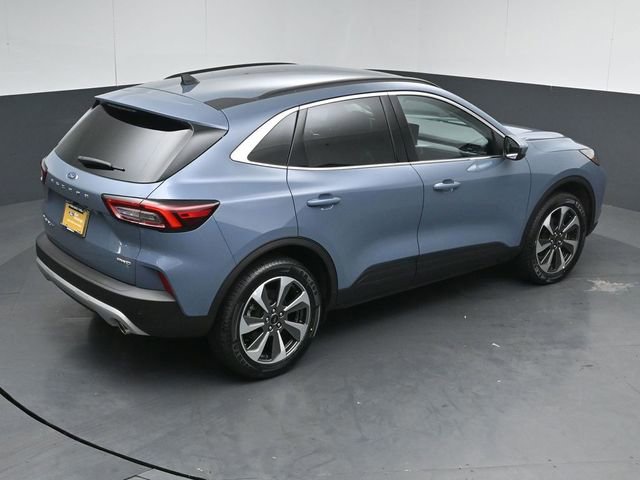 Certified 2025 Ford Escape Platinum AWD/4WD image 15