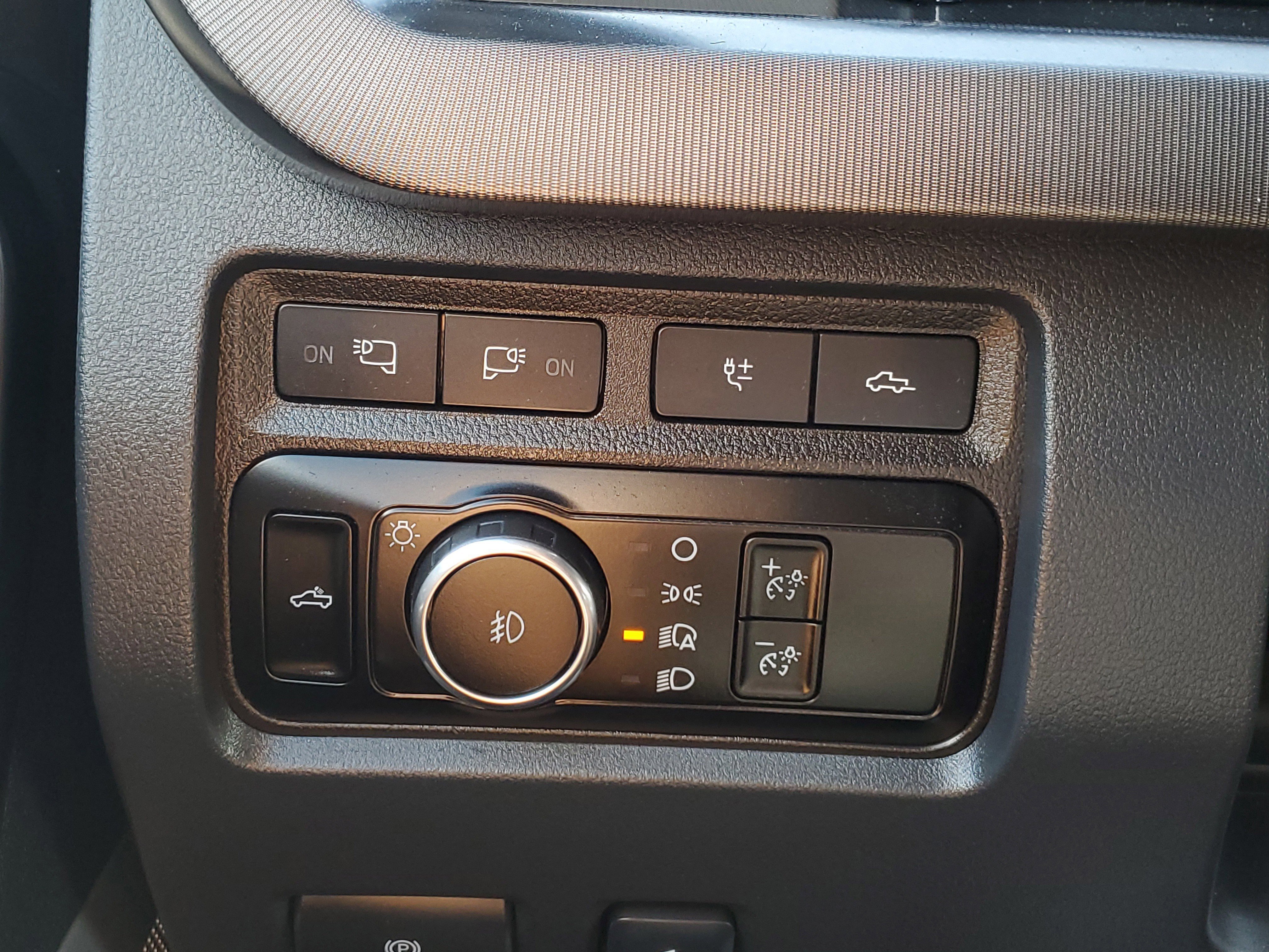 Certified 2024 Ford F250 Platinum image 28