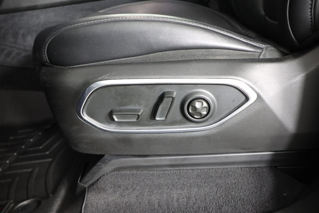 Used 2024 Jeep Wagoneer Series II AWD/4WD image 38