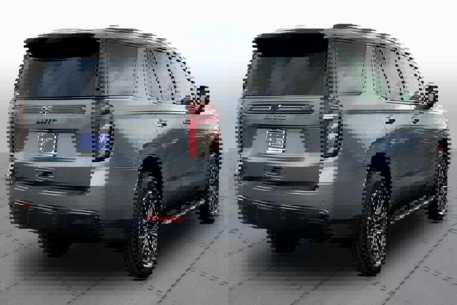 Used 2022 Chevrolet Tahoe Z71 w/ Z71 Off-Road Package image 3