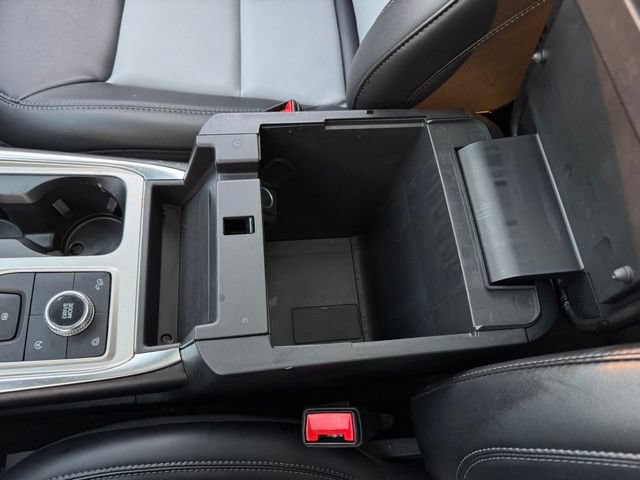 Certified 2023 Ford Explorer XLT w/ Equipment Group 202A AWD/4WD image 24