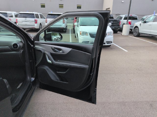 Used 2025 Chevrolet Blazer LT AWD/4WD image 15