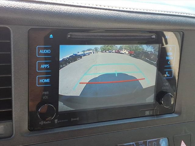 Used 2017 Toyota Sienna XLE w/ XLE Navigation Package AWD/4WD image 26
