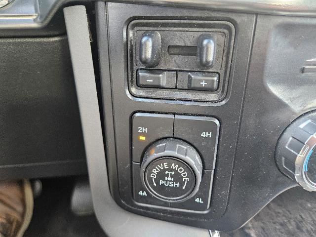 Certified 2021 Ford F150 Lariat w/ Equipment Group 502A High image 24