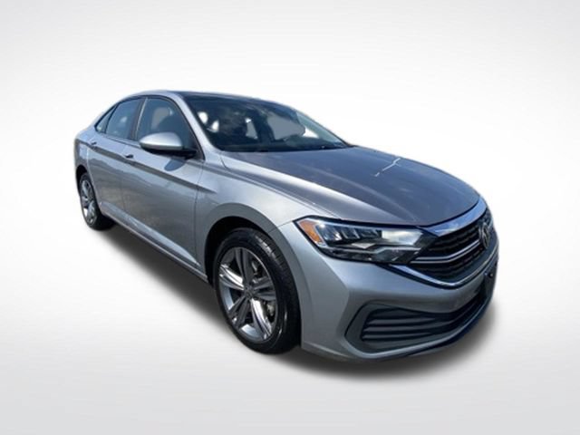 Used 2024 Volkswagen Jetta SE FWD image 10