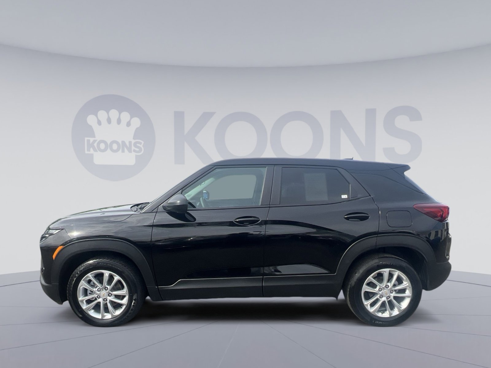 Used 2025 Chevrolet TrailBlazer LS w/ LS Convenience Package FWD image 13