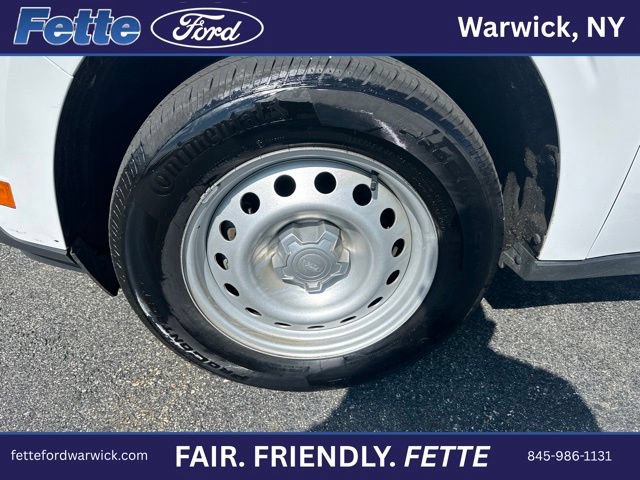 Certified 2022 Ford Maverick XL w/ Equipment Group 100A Standard AWD/4WD image 2