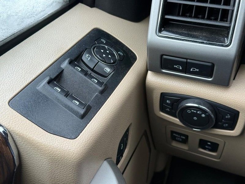 Certified 2018 Ford F150 Lariat image 19