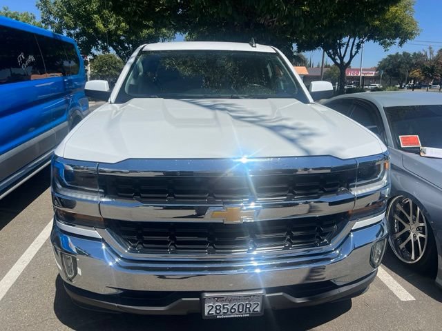 Used 2018 Chevrolet Silverado 1500 LT w/ LT Eassist Package RWD image 2