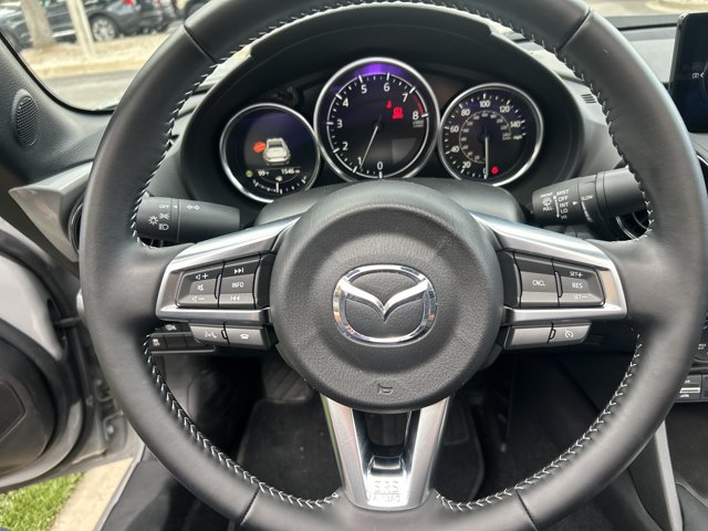 Used 2024 MAZDA MX-5 Miata RF Club RWD image 12