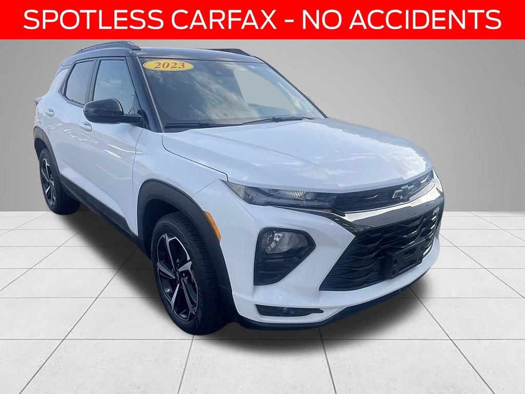 Used 2023 Chevrolet TrailBlazer RS AWD/4WD image 3