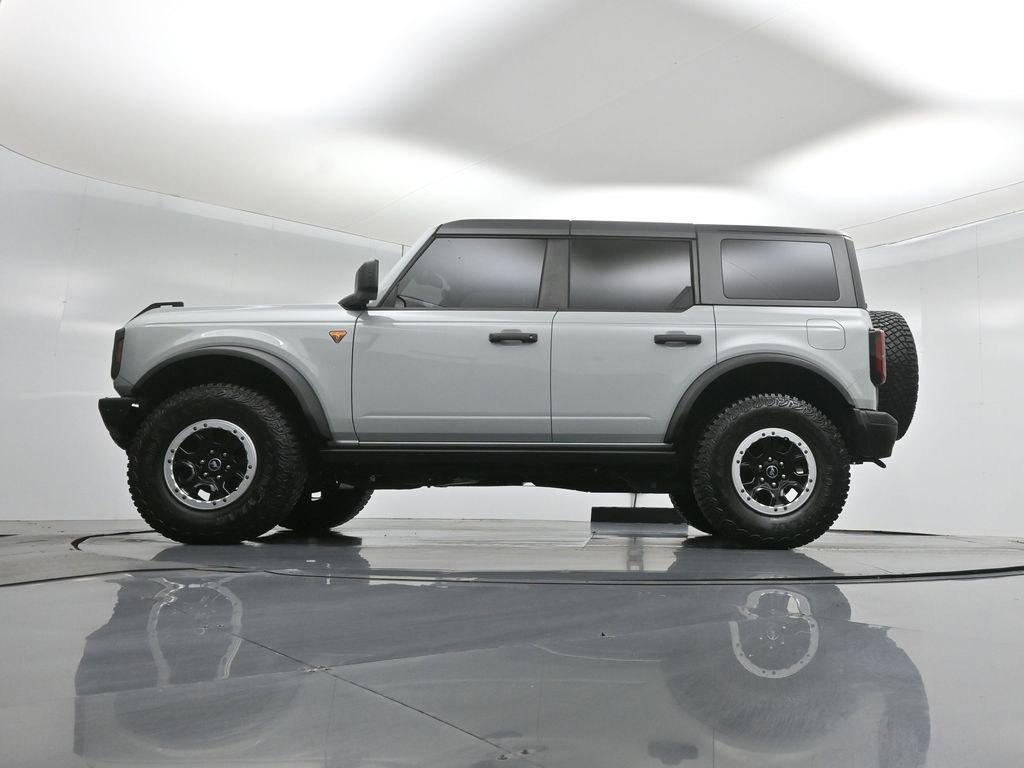 Certified 2024 Ford Bronco Badlands w/ Sasquatch Package image 8