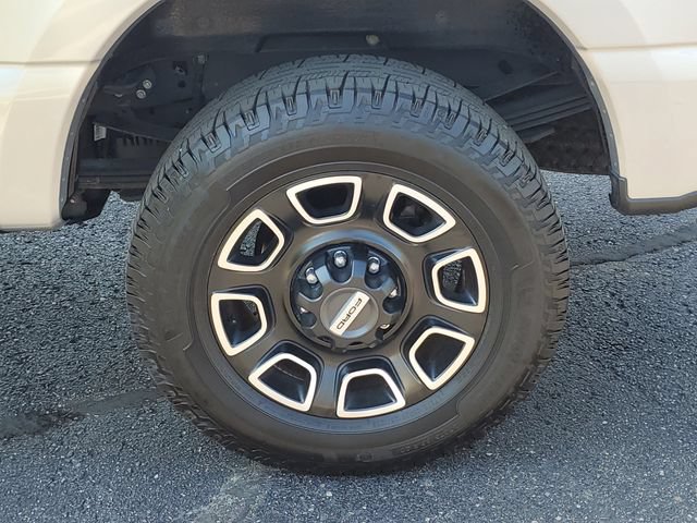 Certified 2023 Ford F350 Platinum AWD/4WD image 40