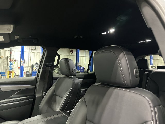 Used 2026 Buick Enclave Preferred w/ Power Package FWD image 20