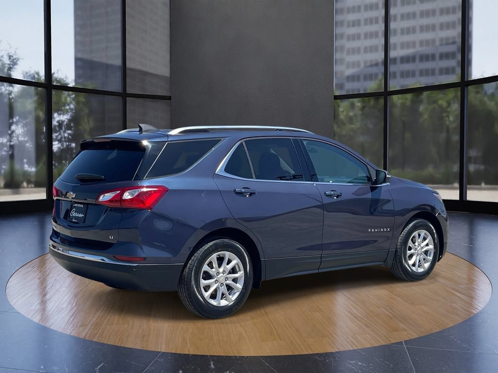 Used 2018 Chevrolet Equinox LT w/ Sun & Infotainment Package FWD image 3