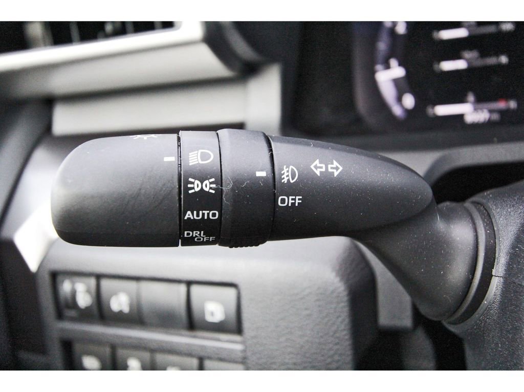 Used 2025 Toyota 4Runner TRD Off-Road Premium AWD/4WD image 17