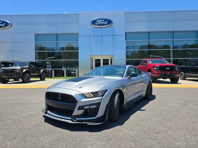 Certified 2021 Ford Mustang Shelby GT500 w/ Technology Package RWD image 4