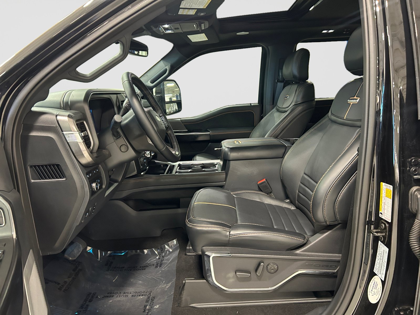 Certified 2024 Ford F350 Platinum AWD/4WD image 11