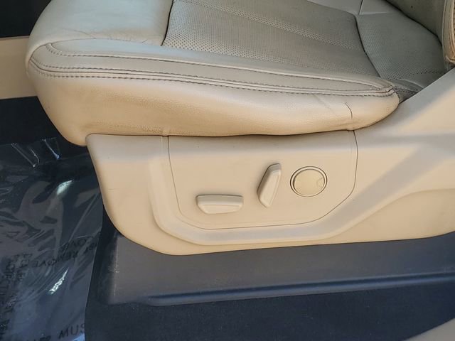 Certified 2021 Ford F250 Lariat w/ Lariat Value Package image 17