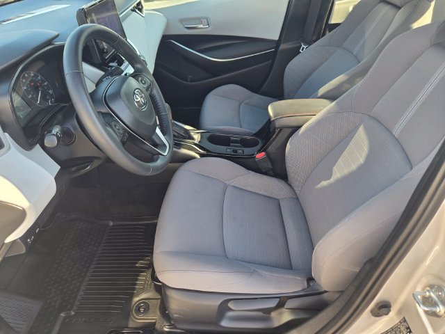 Used 2024 Toyota Corolla SE w/ SE Premium Package FWD image 11