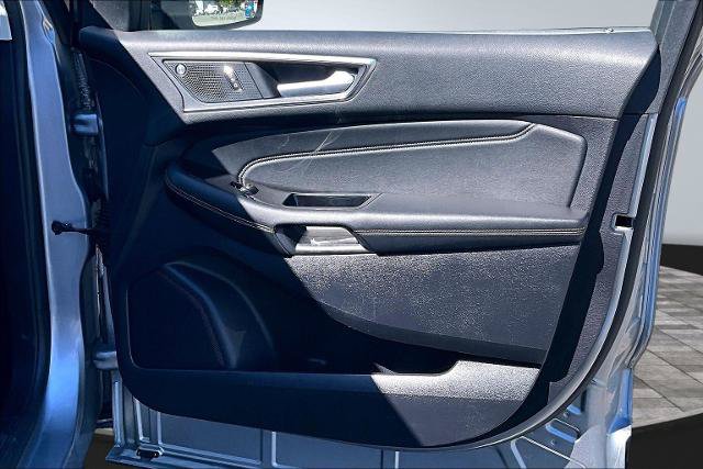 Certified 2020 Ford Edge Titanium w/ Cargo Accessory Package FWD image 24