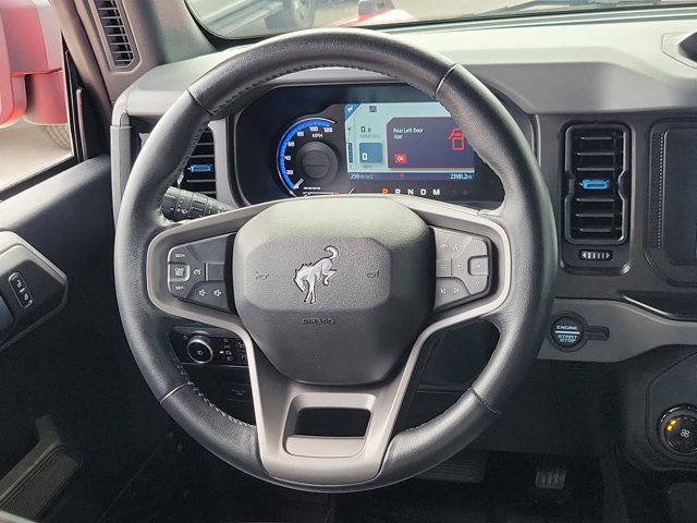 Certified 2023 Ford Bronco Black Diamond image 18