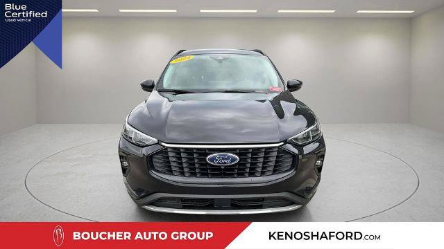 Certified 2024 Ford Escape Platinum AWD/4WD image 2