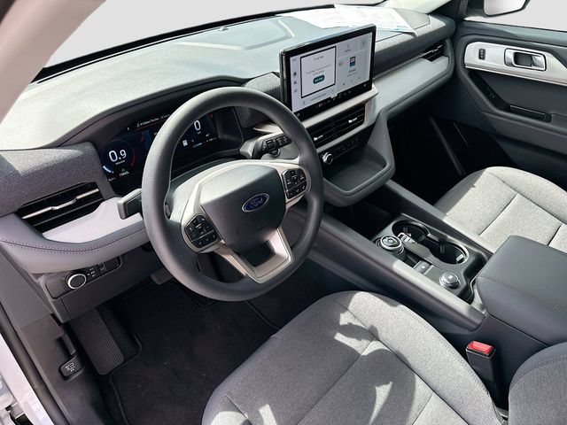 Certified 2026 Ford Explorer Active RWD image 9
