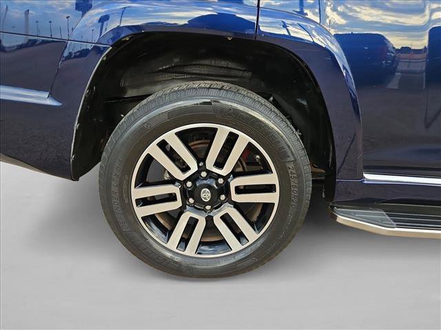 Used 2019 Toyota 4Runner Limited AWD/4WD image 19
