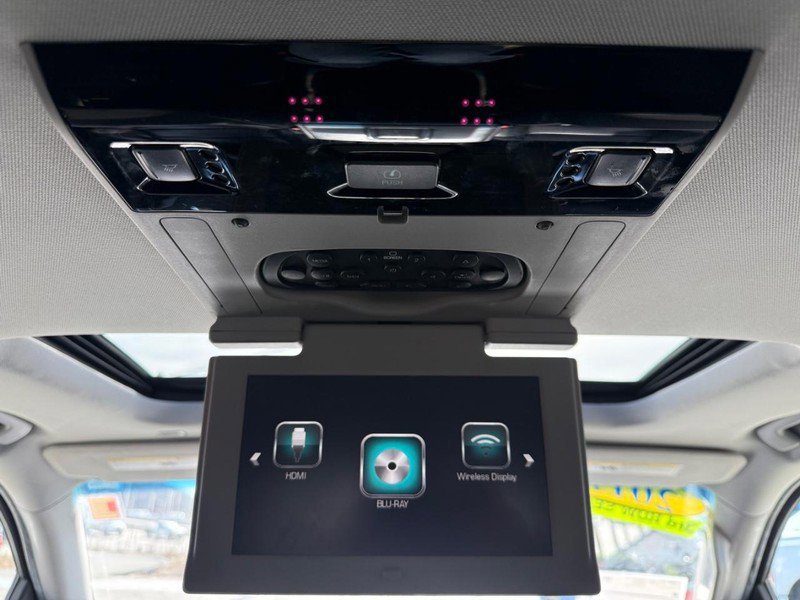 Used 2017 Chevrolet Tahoe Premier image 17