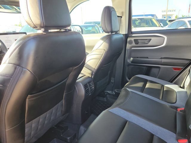 Certified 2025 Ford Bronco Sport Outer Banks w/ Outer Banks Tech Package+ AWD/4WD image 15