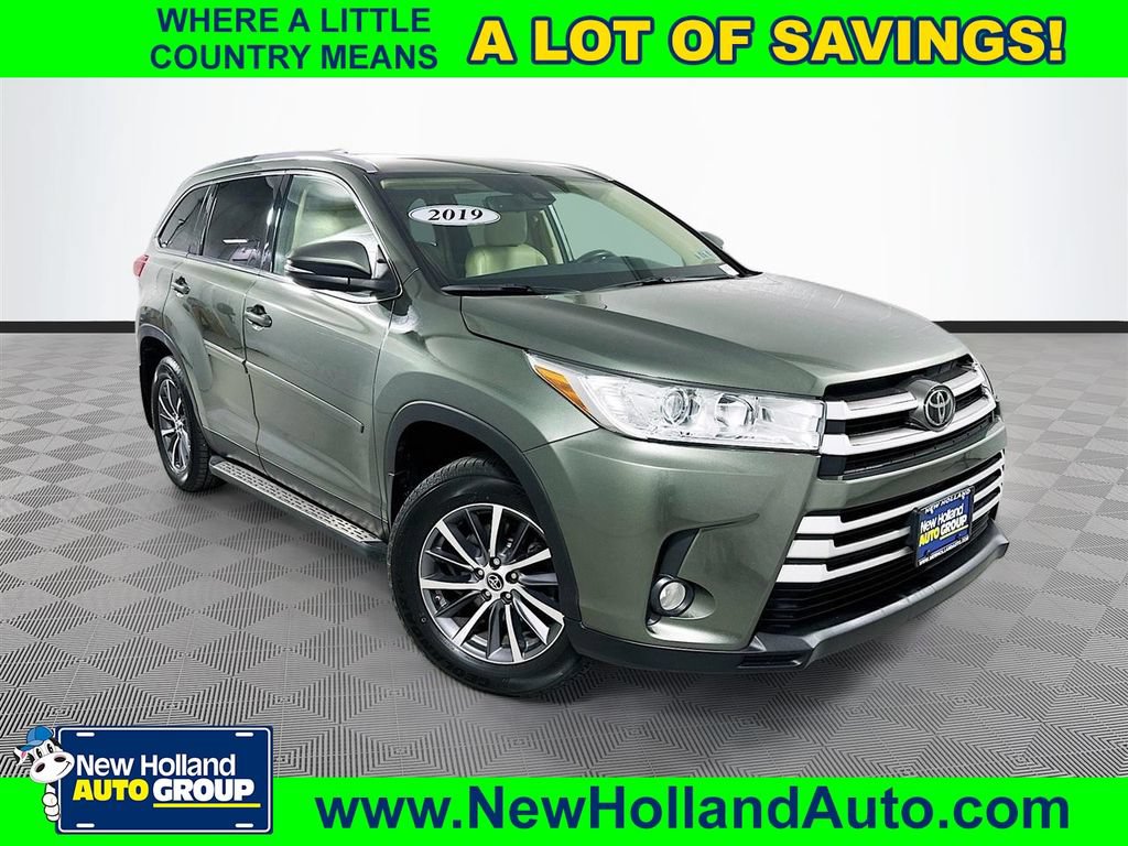 Used 2019 Toyota Highlander XLE w/ Protection Package #3 AWD/4WD video 1