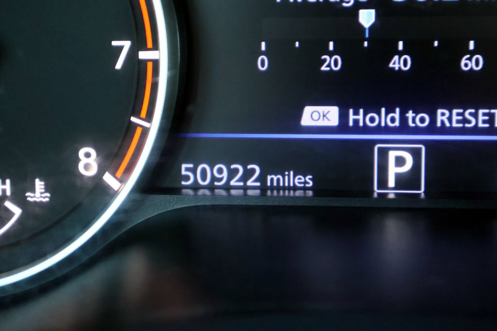 Used 2023 Nissan Altima 2.5 SV FWD image 33