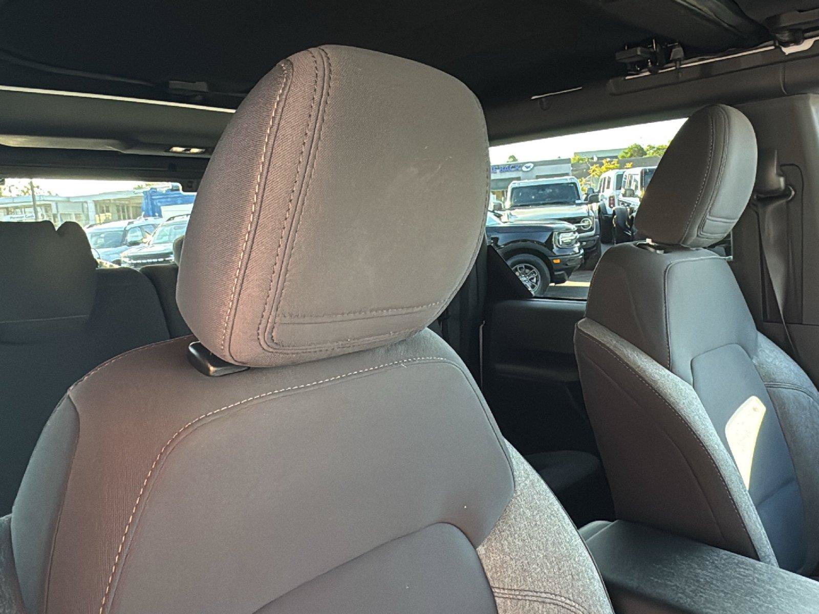 Certified 2023 Ford Bronco Big Bend w/ Sasquatch Package AWD/4WD image 16