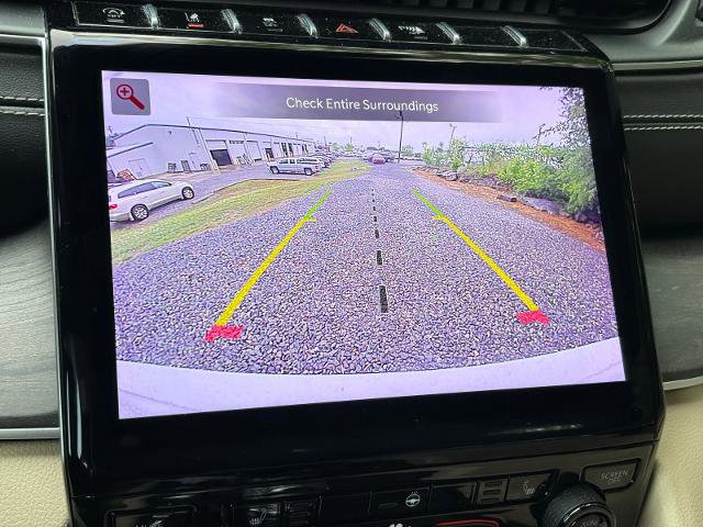 Used 2024 Jeep Grand Cherokee L Limited AWD/4WD image 13