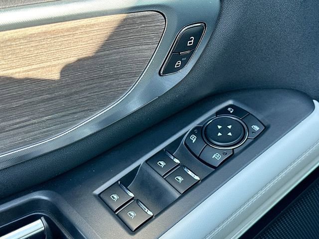 Certified 2025 Ford Expedition Max Platinum w/ Platinum Ultimate Package AWD/4WD image 18