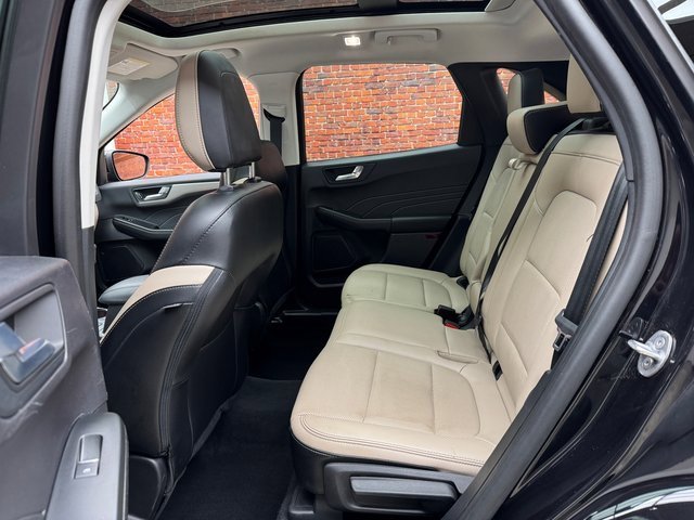 Certified 2022 Ford Escape SEL image 23