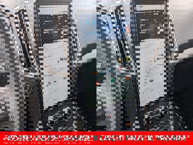 Certified 2022 Ford Edge SE w/ Black Appearance Package image 17