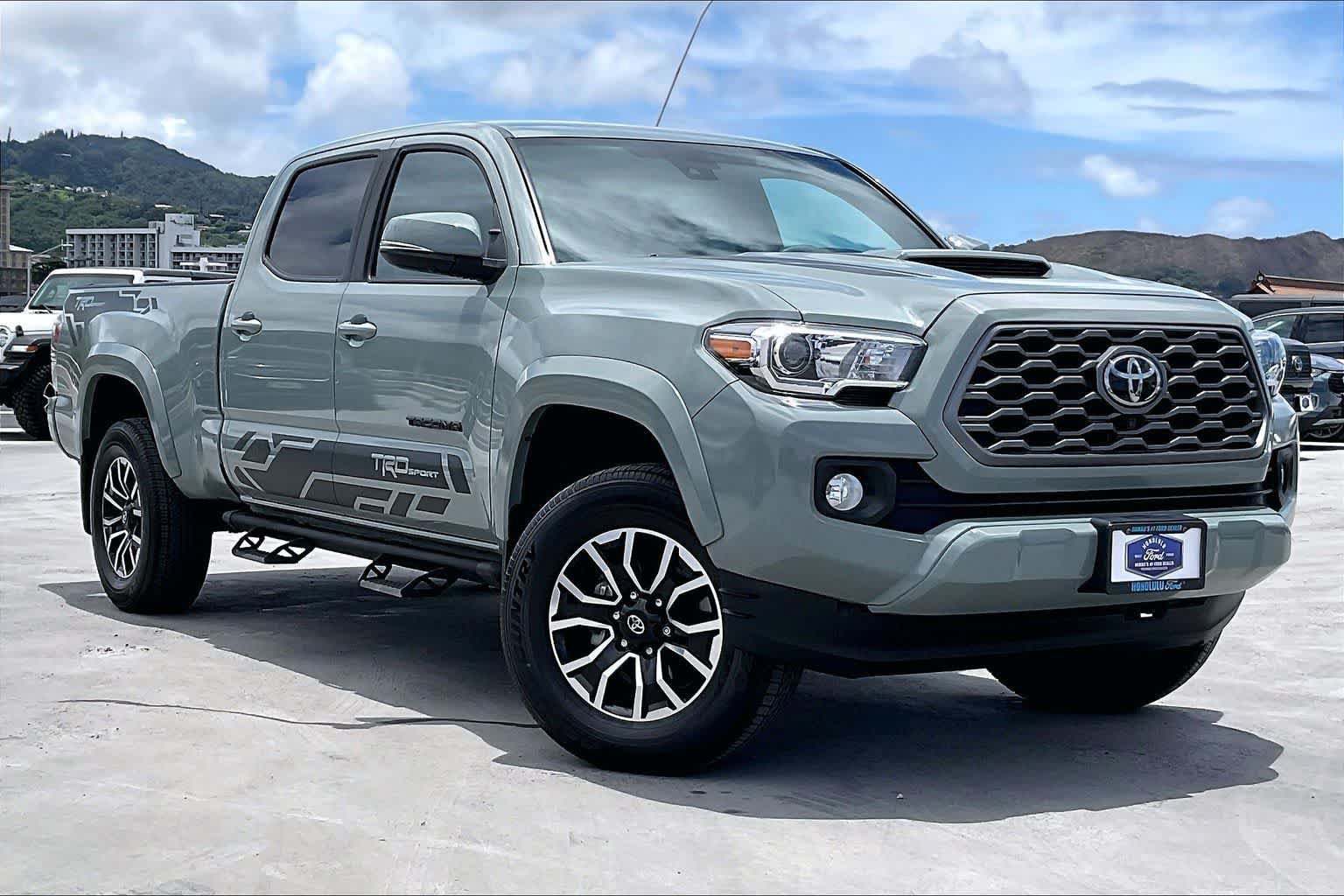 Used 2023 Toyota Tacoma TRD Sport AWD/4WD image 21