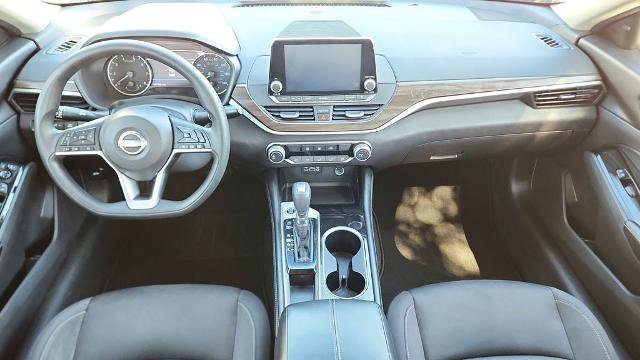Used 2023 Nissan Altima 2.5 SV FWD image 23