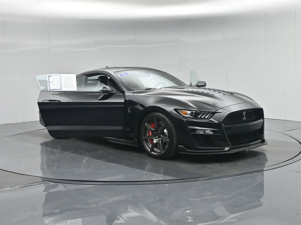 Certified 2021 Ford Mustang Shelby GT500 w/ Carbon Fiber Track Pack RWD image 30