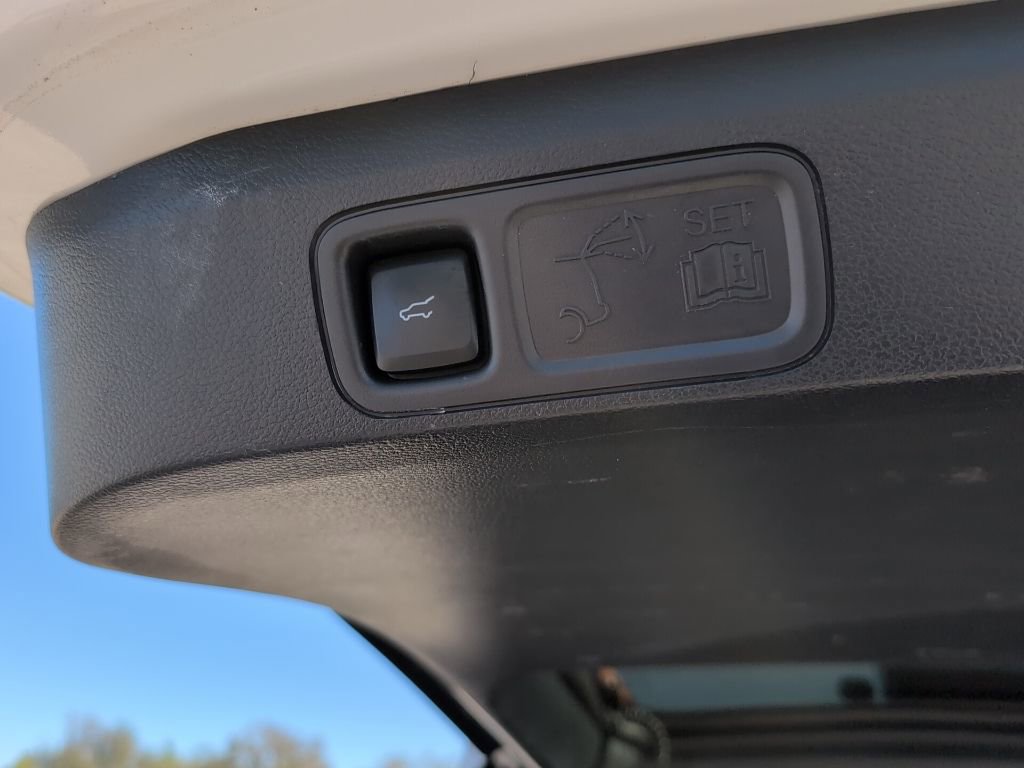 Certified 2024 Ford Expedition Max XLT image 14