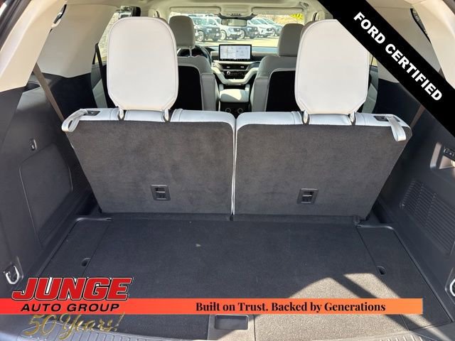 Certified 2025 Ford Explorer Platinum w/ LUX Leather Package image 22