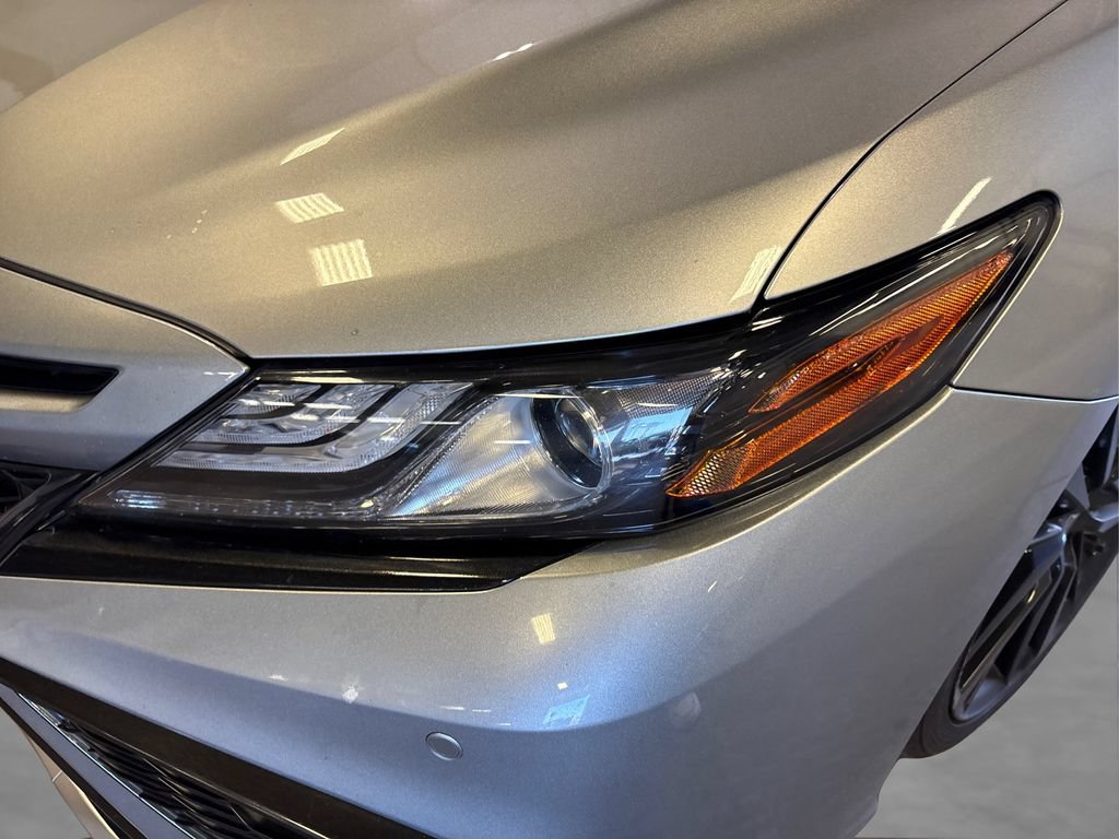 Used 2021 Toyota Camry XSE w/ Navigation Upgrade Package FWD image 18