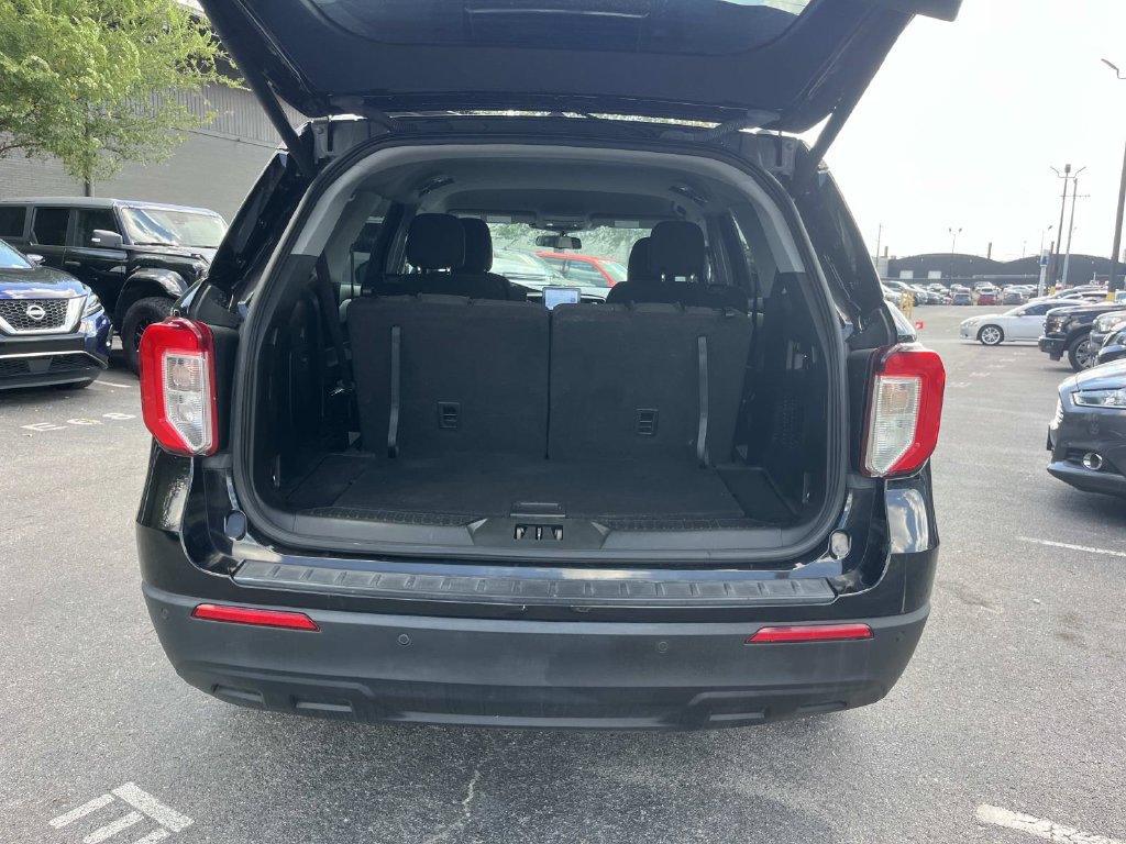 Certified 2022 Ford Explorer XLT RWD image 15