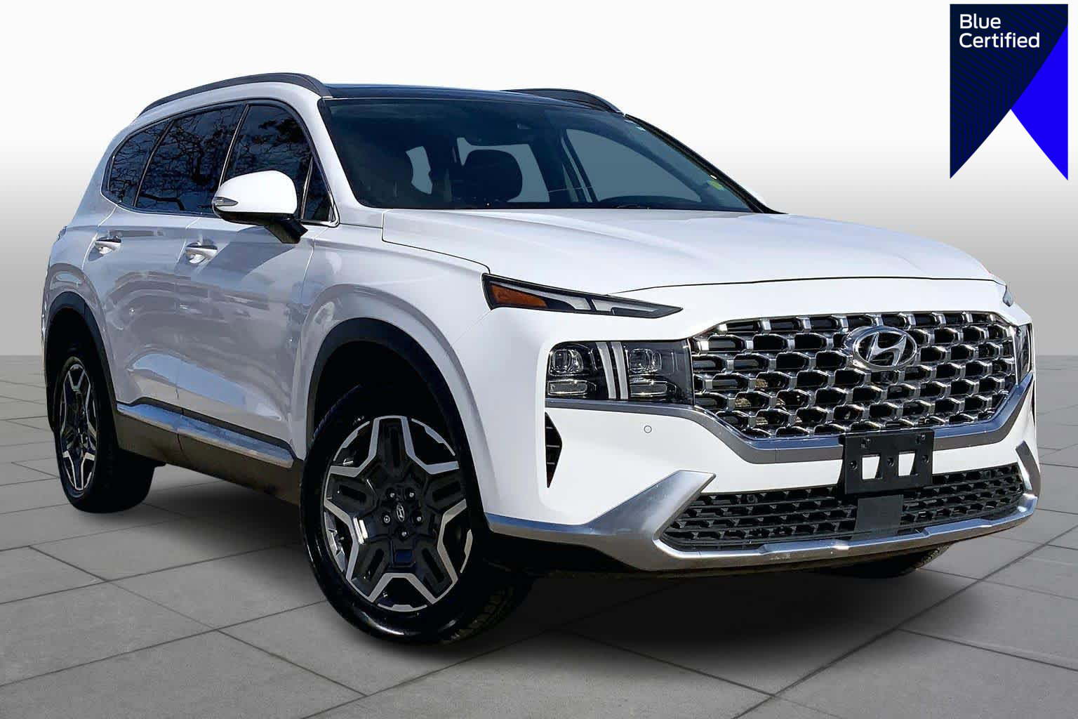 Used 2023 Hyundai Santa Fe Limited image 1